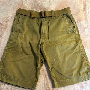 American Eagle Short with Belt